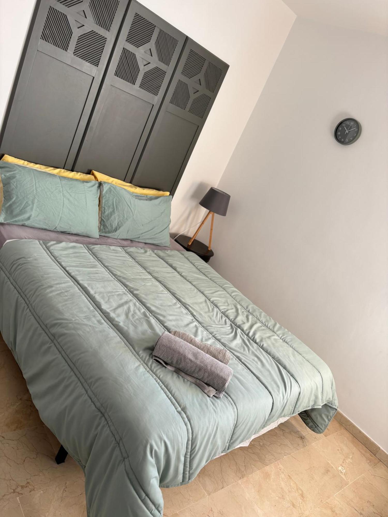 Marina Standing 90m2 + Piscine Apartment